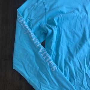 Vineyard Vines Tops - Vineyard Vines Men’s long sleeve hooded tee Vineyard Vines Tops - Vineyard Vines Men’s long sleeve hooded tee